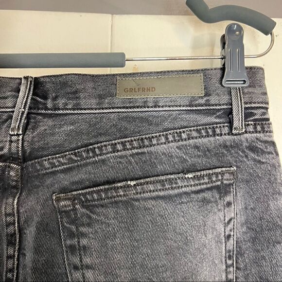 GRLFRND | Tatum Straight Leg Crop Jeans Midnight Rambler Raw Fray Hem size 29 - Picture 6 of 8